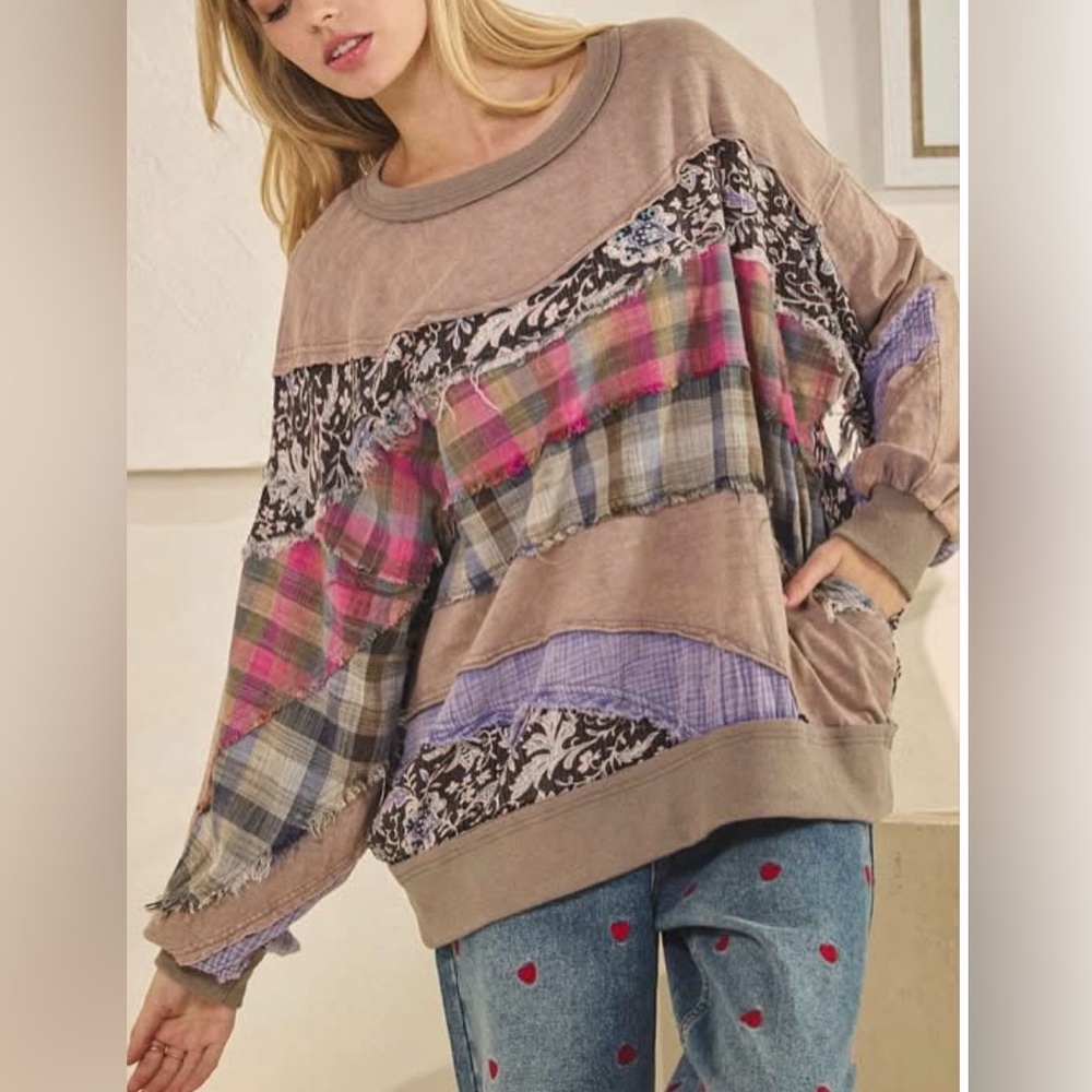 Patchwork Plaid Floral Pullover Sweatshirt By Oli… - image 6